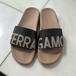SALVATORE FERRAGAMO Pool Slides Men’s size 11